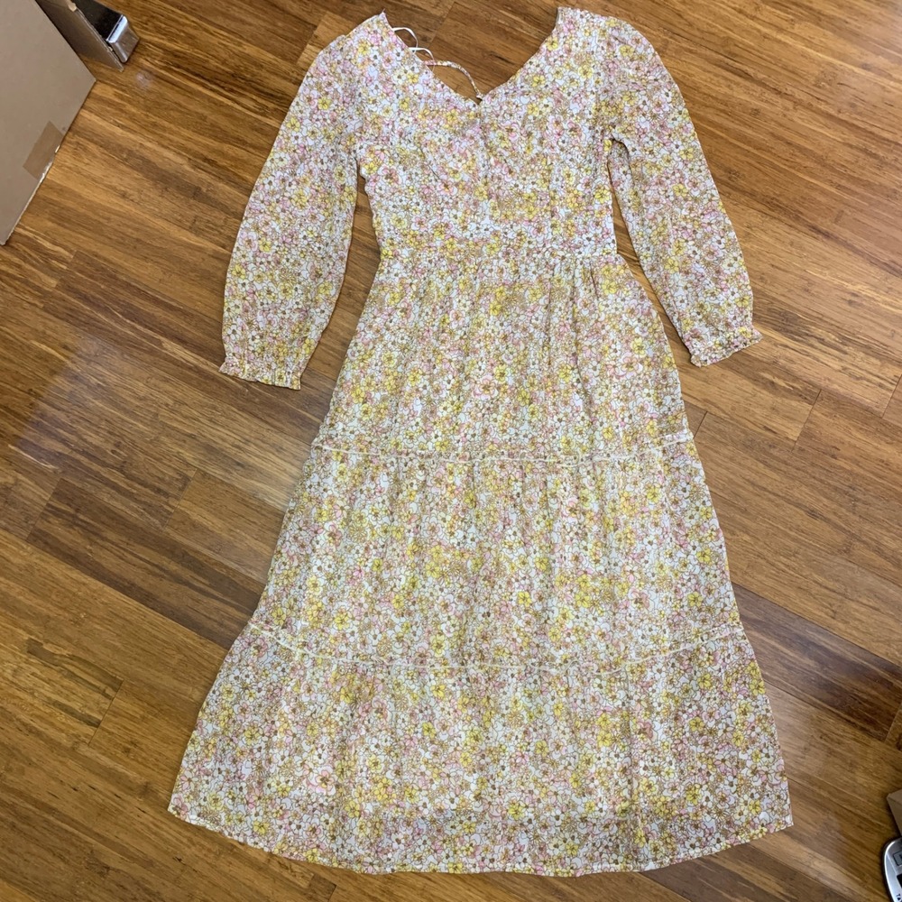 Sincerely Jules Floral Maxi Dress Size Small Long Sleeve Tiered‎ Smocked Back